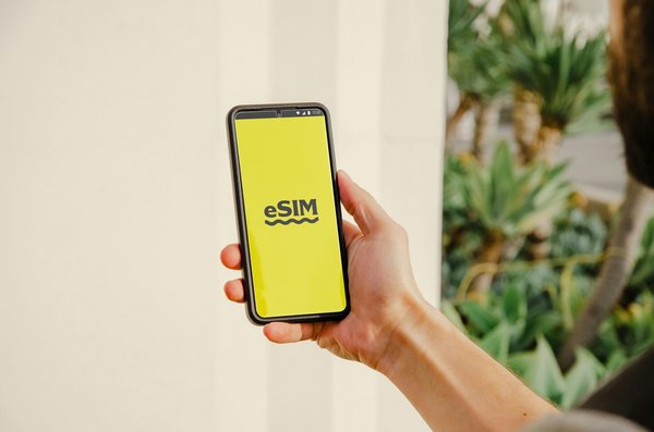 Codes promotionnels esim 2025 : économisez sur votre forfait !